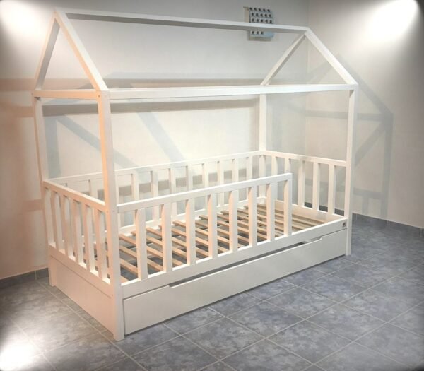 Haus-einzelbett-leonie-Kindermöbel